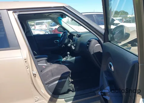 2015 Kia Soul z USA, uszkodzony, nr VIN KNDJN2A25F7169450